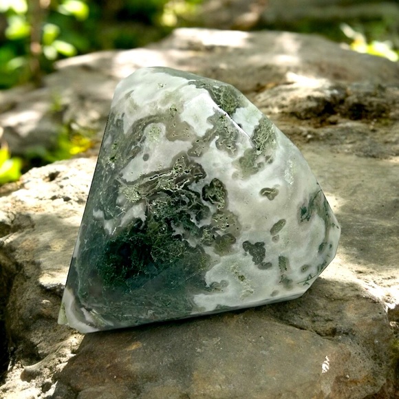 Moss Agate Diamond - Picture 3 of 6